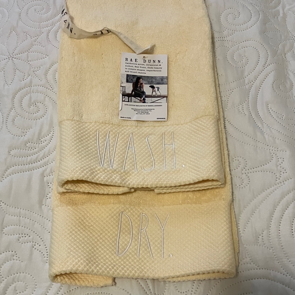 Rae Dunn hand towels
